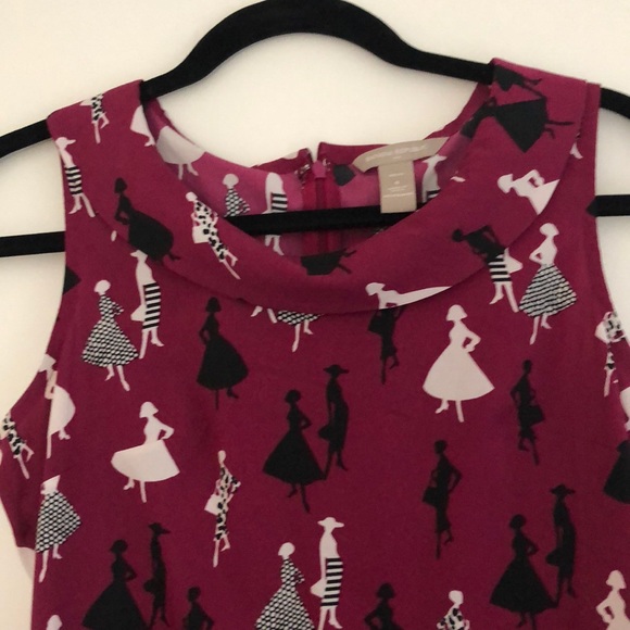 Banana Republic Lady Blouse - Picture 2 of 6